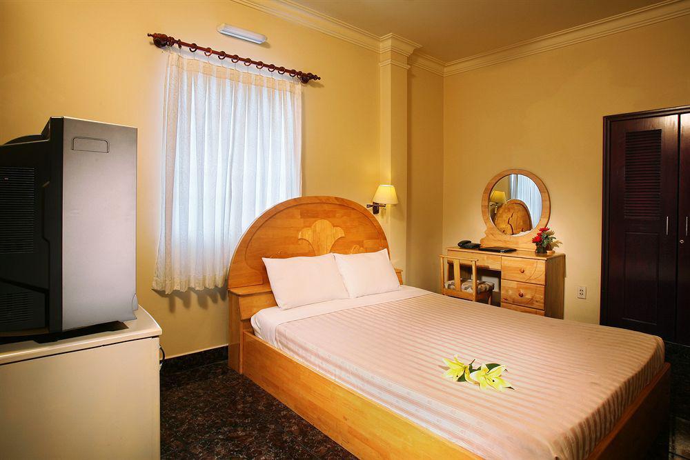 Cabana Hotel Saigon - Ly Tu Trong Хошимин Екстериор снимка